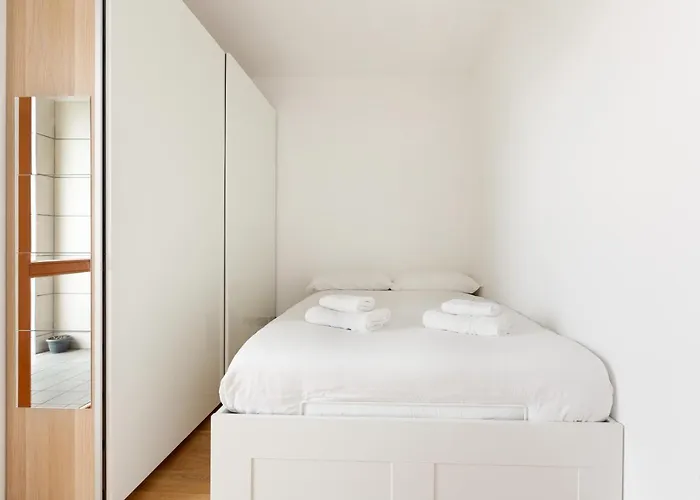 Comfy X3 - With Balcony * Mailand